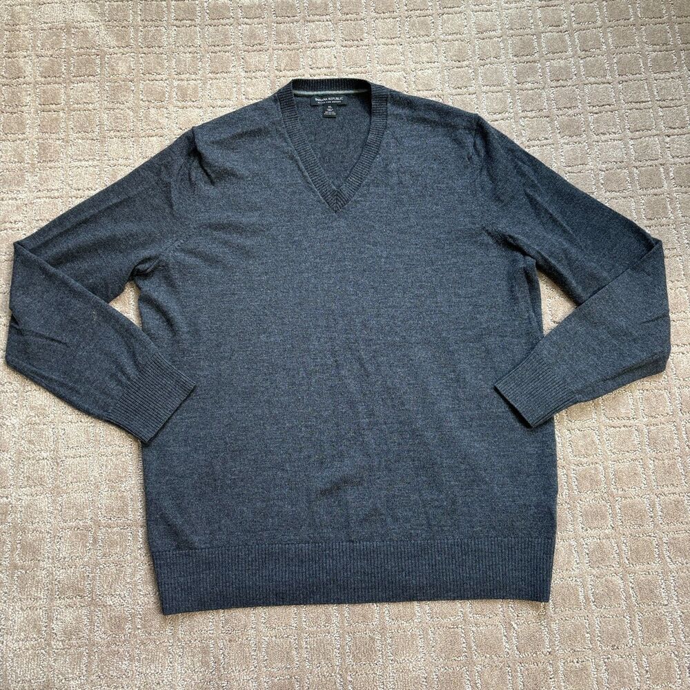 Banana Republic Merino Wool Sweater Men XL Gray Pullover V Neck Preppy Workwear